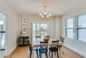 Fantabulous 2BR Oakley home! One block to popular Oakley square! - Image 5