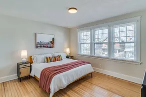 Fantabulous 2BR Oakley home! One block to popular Oakley square! - Image 4