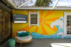 Funky Flamingo! Beach Gear and Heated Pool - Image 3