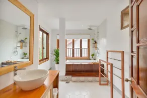 Adventure Villa | 10' Oldtown - Image 5