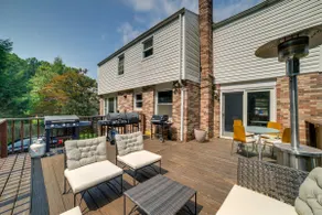 15 Mi to Pittsburgh: WFH-Friendly Home w/ Deck - Image 2