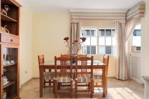 Appartement 'El Tajo' avec vue sur mer, terrasse privée et Wi-Fi - Image 2