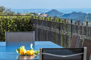 Luxury Villa for 8, private pool, airco, sea and mountain views - Image 2
