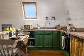 The Kiln: Romantic Oast House, Dogs & Tandem - Image 5