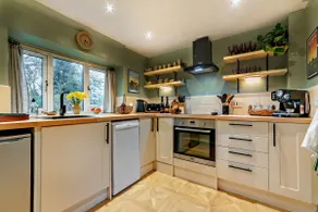 Beautifully presented holiday cottage in the Cotswolds - Holly Cottage - Image 4
