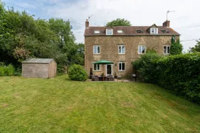 Beautifully presented holiday cottage in the Cotswolds - Holly Cottage - Image 2
