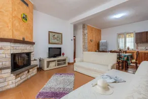 Beautiful house - Image 4