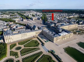 La Cour Des Senteurs / F2 Palace of Versailles - Image 4