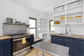 Boho Bungalow: 3BR on Miami Bike Path, Sleeps 7! - Image 3