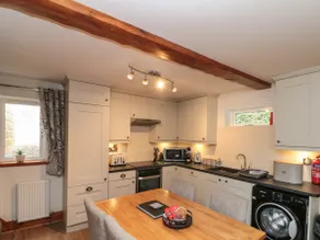 Ramblers Cottage - Image 5