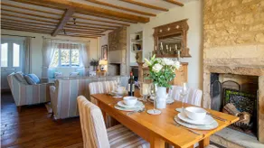 Swift Cottage, Blockley - sleeps 4 guests in 2 bedrooms - Image 5
