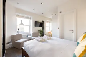 Fab Leicester Square Studio - Image 2