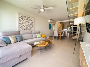 Elegant and Spacious Penthouse With Ocean View - Image 2