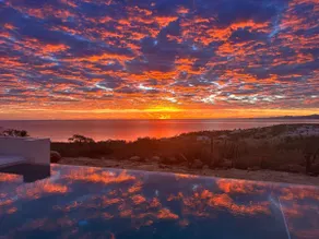 Stunning Home with Incredible Views - Image 2