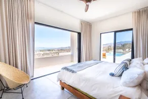 Stunning Home with Incredible Views - Image 3