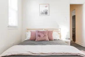 Westport Suite with 2 Queen Beds - Image 2