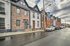 Pittsburgh Vacation Rental in Lawrenceville! - Image 3