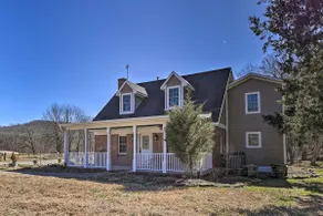 Secluded Getaway Home w/ Trails + Waterfall! - Image 3