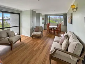 Two Bedroom Apartment - Unit 4 Foreshores - Image 3