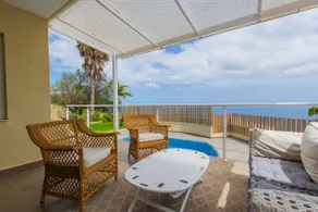 Top Luxury Villa to the Ocean - Image 5