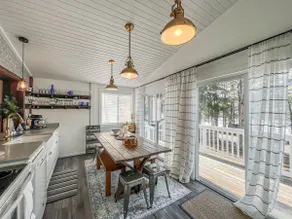 Hot tub, fire pit, lakefront, dock, pet friendly - Image 3