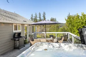 Forest Heights - Wine Country Style! Firepit, Hot - Image 2