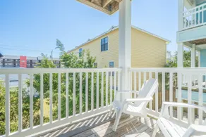 Beach Daze: 4 BR / 4 BA en duplex - 1 côté à Carolina Beach, pour 8 personnes - Image 4