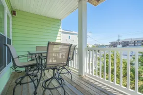 Beach Daze: 4 BR / 4 BA en duplex - 1 côté à Carolina Beach, pour 8 personnes - Image 2