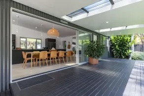 The Black Beach House - Image 4