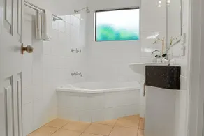 Spa Suite Queen - Image 5