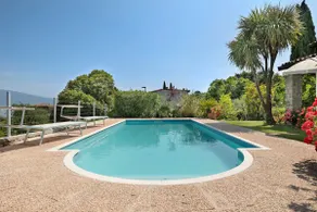 Villa 'Corneghe' avec vue sur le lac, piscine, jardin et terrasse - Image 5