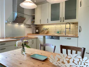 Spacious country house with panoramic view - Image 5