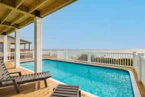 The Sandcastle by Oak Island Accommodations - Image 5