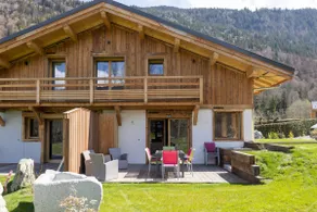 Chalet Quartz - Image 2