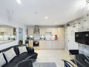 Luxury 1 Bedroom Apartment with Private Balcony - Image 2