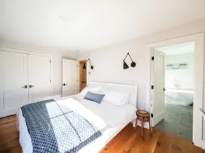 Sunsets On Blue Hill, Newly Renovated Farmhouse - Image 5