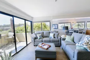 Royal Villa - Ocean View - Heated 80° Pool - SEASCAPE'S BEST 1 BEDROOM - 3 BEDS - End Unit - Image 2