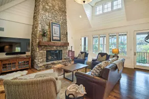 Mountain Views! Home in Bright's Creek Golf Club - Image 3