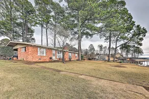 Waterfront Home w/ Dock < 3 Mi to Oaklawn Racing! - Image 2