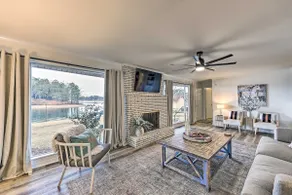 Waterfront Home w/ Dock < 3 Mi to Oaklawn Racing! - Image 4