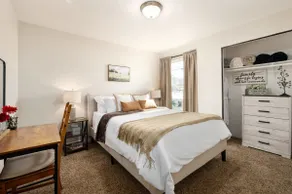 Pet Friendly Farmhouse with Yard & BBQ - Image 2