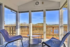 Fully Remodeled Hillsboro Home w/ Home Theater! - Image 2