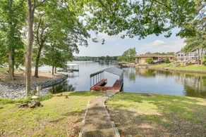 Private Pool: Lakefront Home in Hot Springs! - Image 2