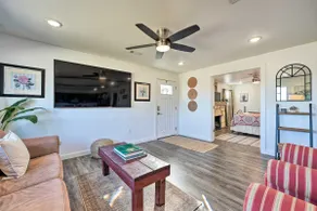 Boho Mountain Home Escape, Walk to Marina! - Image 4