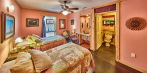 Lodge in Woods, al largo della I-20, a est di Dallas, vicino a Canton, Tyler & Edom - Image 4