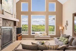 Exquisite Country Chateau, Pet Friendly & Hot Tub - Image 2