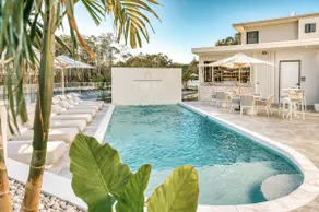 Essence Peregian Beach Resort - Saltbush 5 Bedroom Luxury Home - Image 5