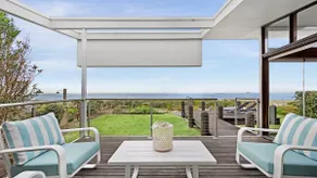 Luxury absolute beachfront home - Image 2