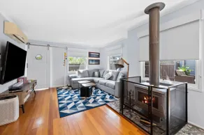 Idyllic Beach & Bush Retreat I Pet Friendly - Image 3