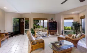 Appartement en copropriété avec piscine, barbecue et jacuzzi | Vue sur l'eau | Parfait pour le travail à distance - Image 4